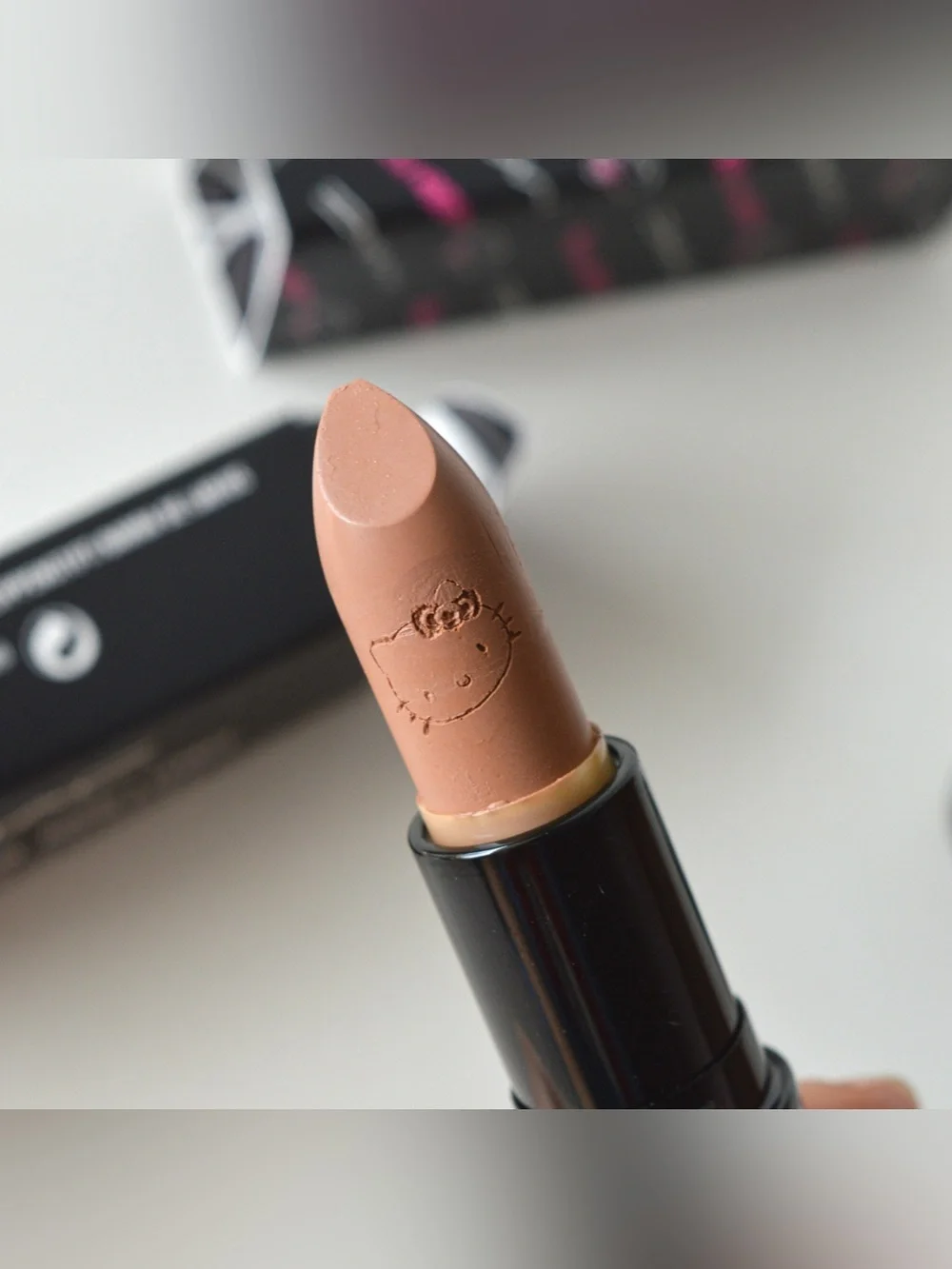 MAC Cosmetics Lipstick *FRESH BREW* Limited Edition BNIB, Hello Kitty Collection
